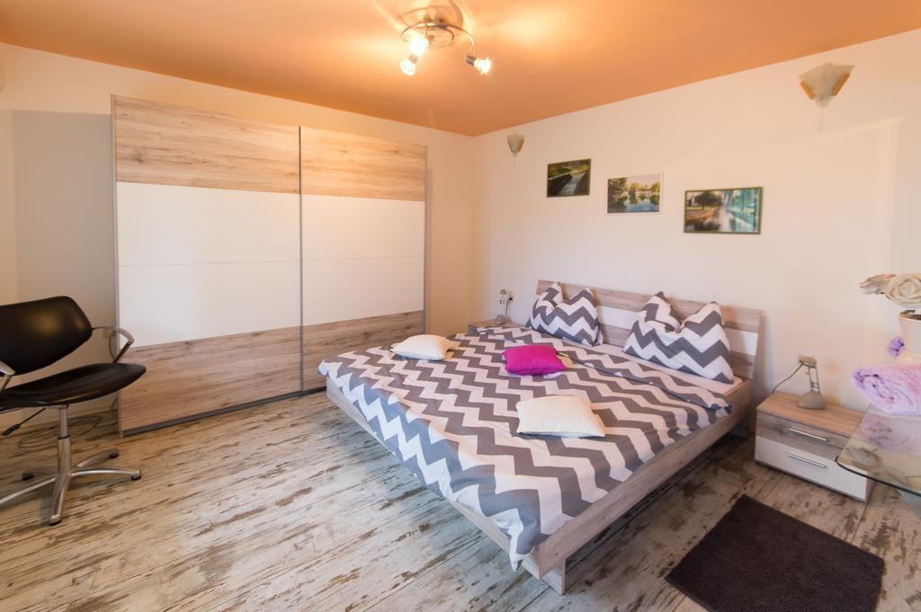 Apartment Stipe Solin Eksteriør bilde